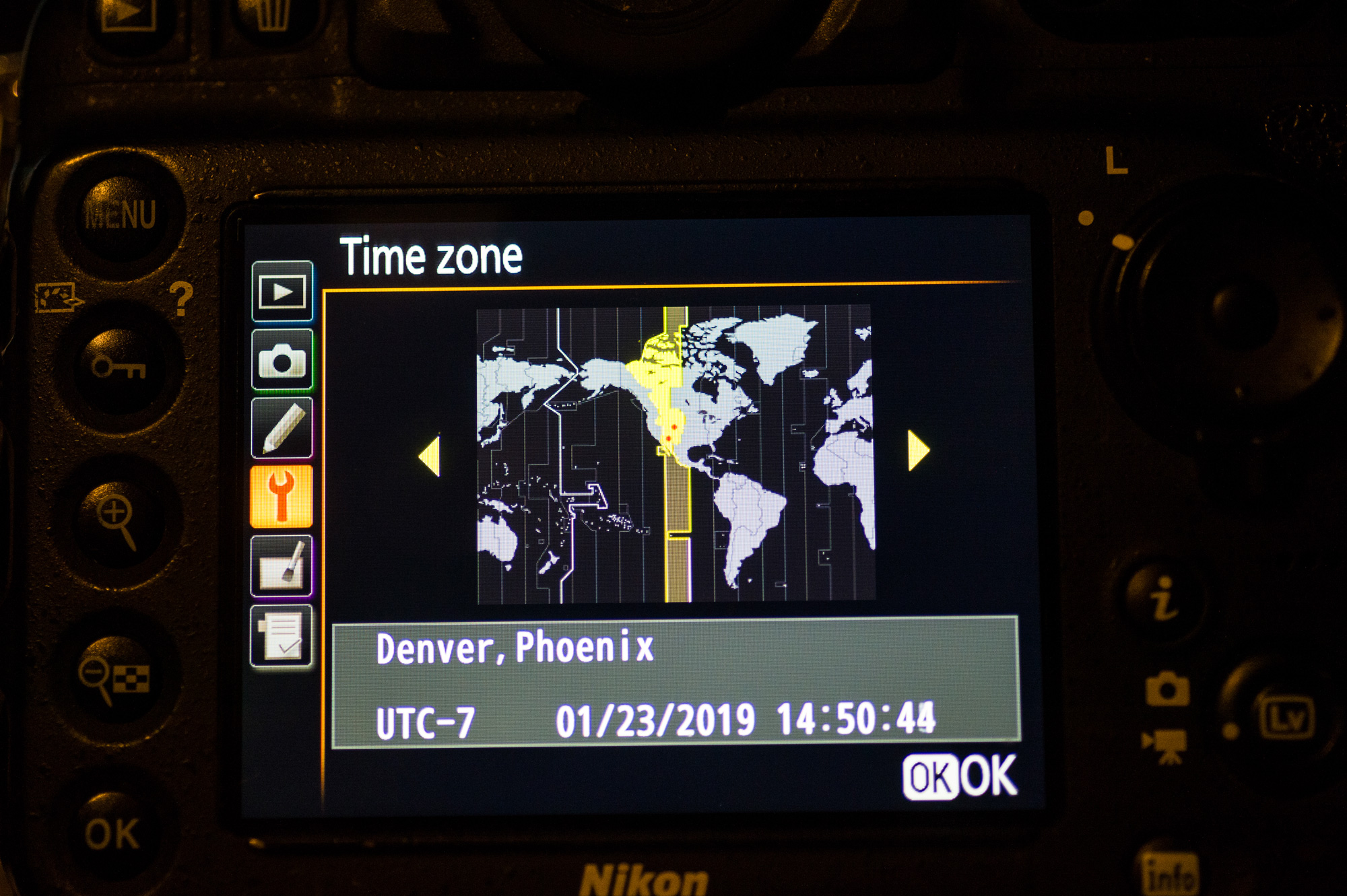 showing the time zone for better photo organization